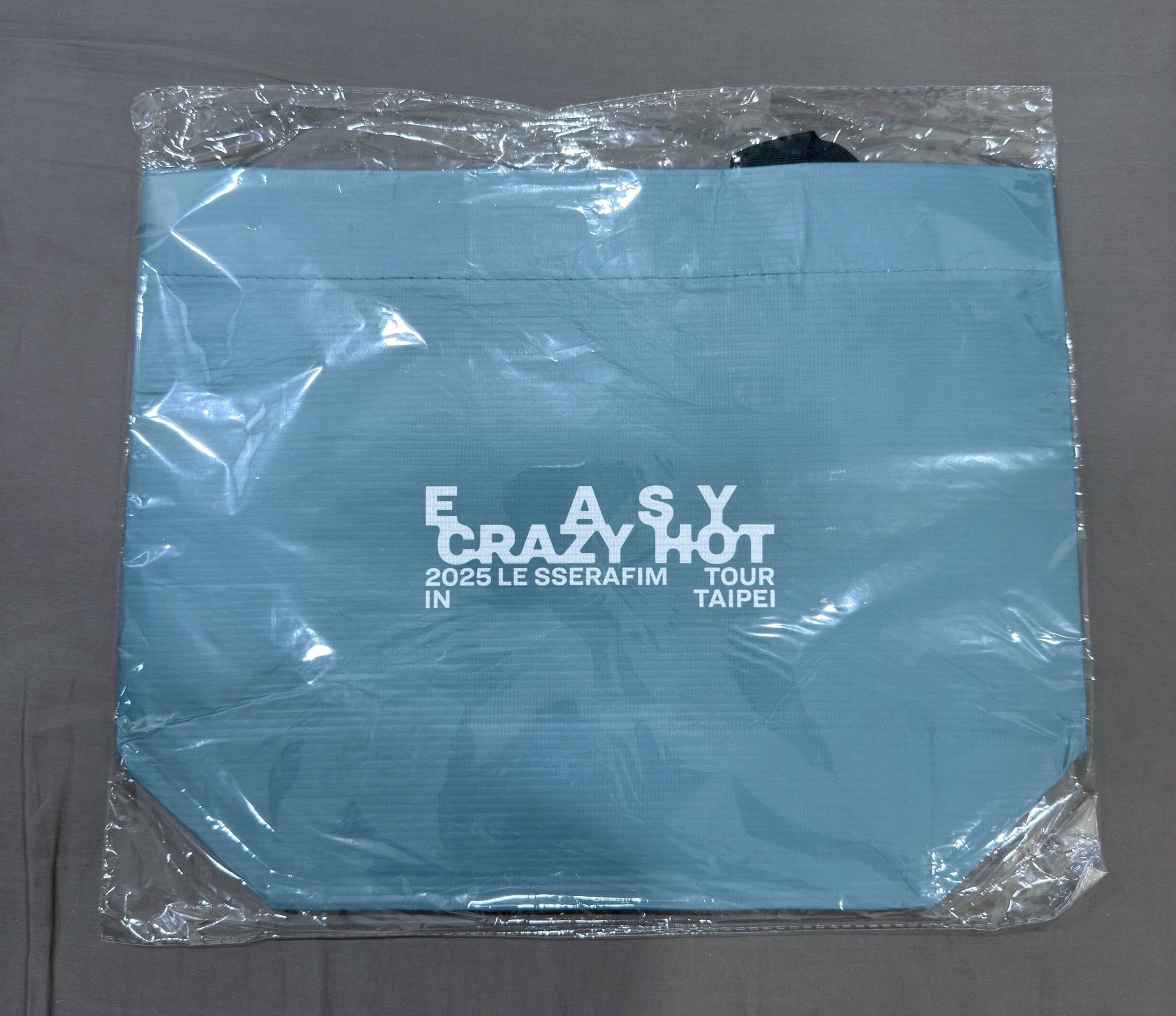 LE SSERAFIM 25‘巡迴 台北場限定 購物袋