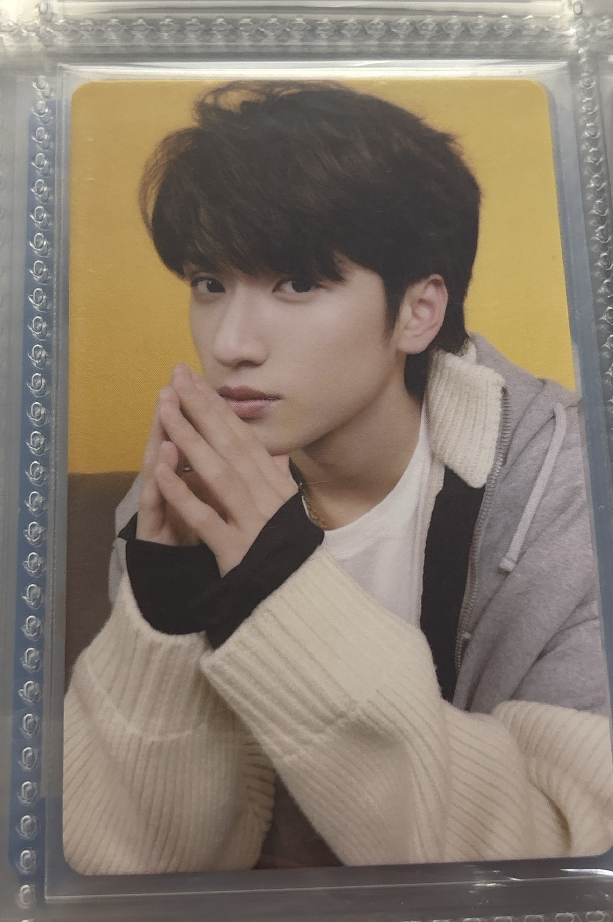 嚴浩翔 二專團封 黃底單人卡