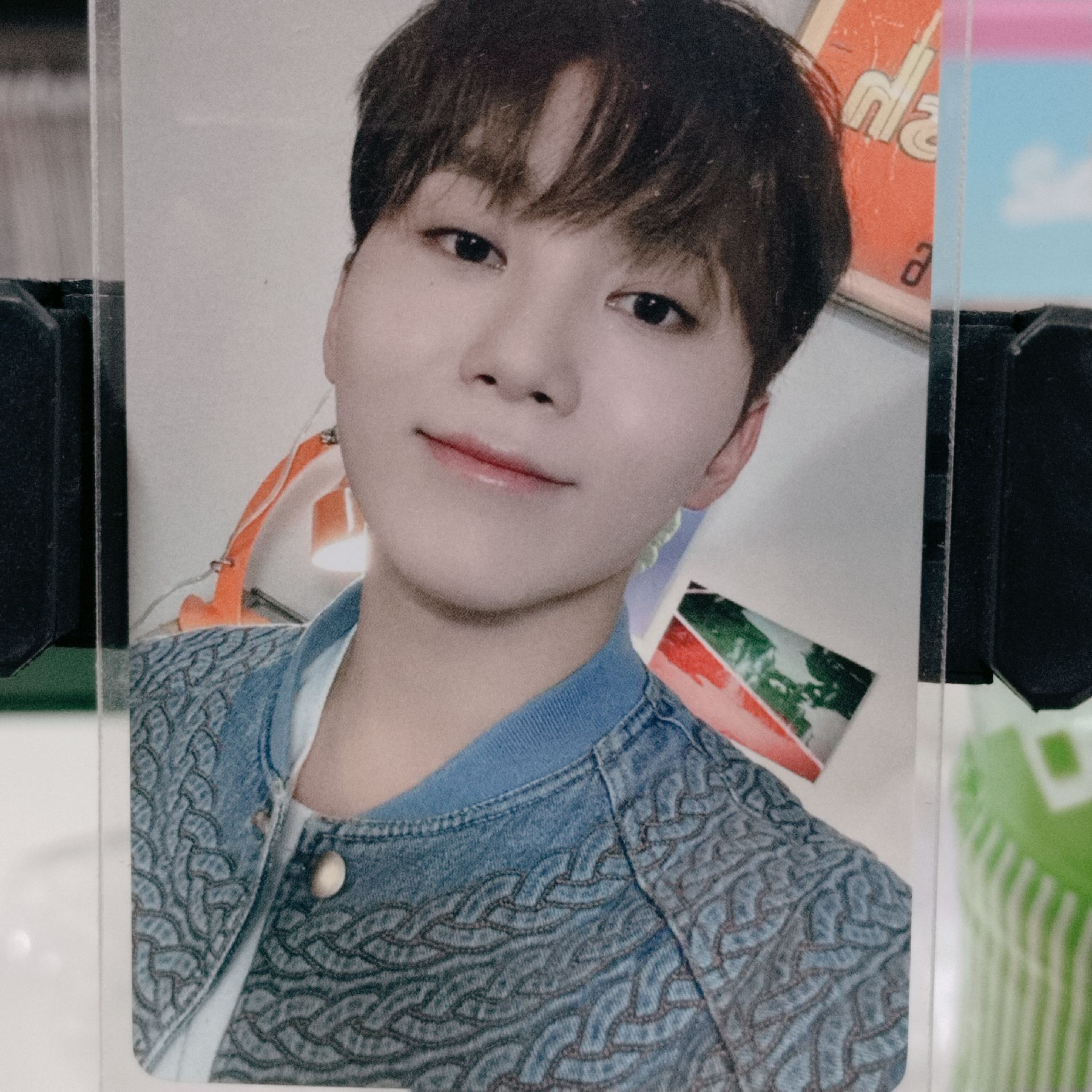 mini11 yzy1.0特典boo（如果可以的話拜託多帶 都小本買賣）