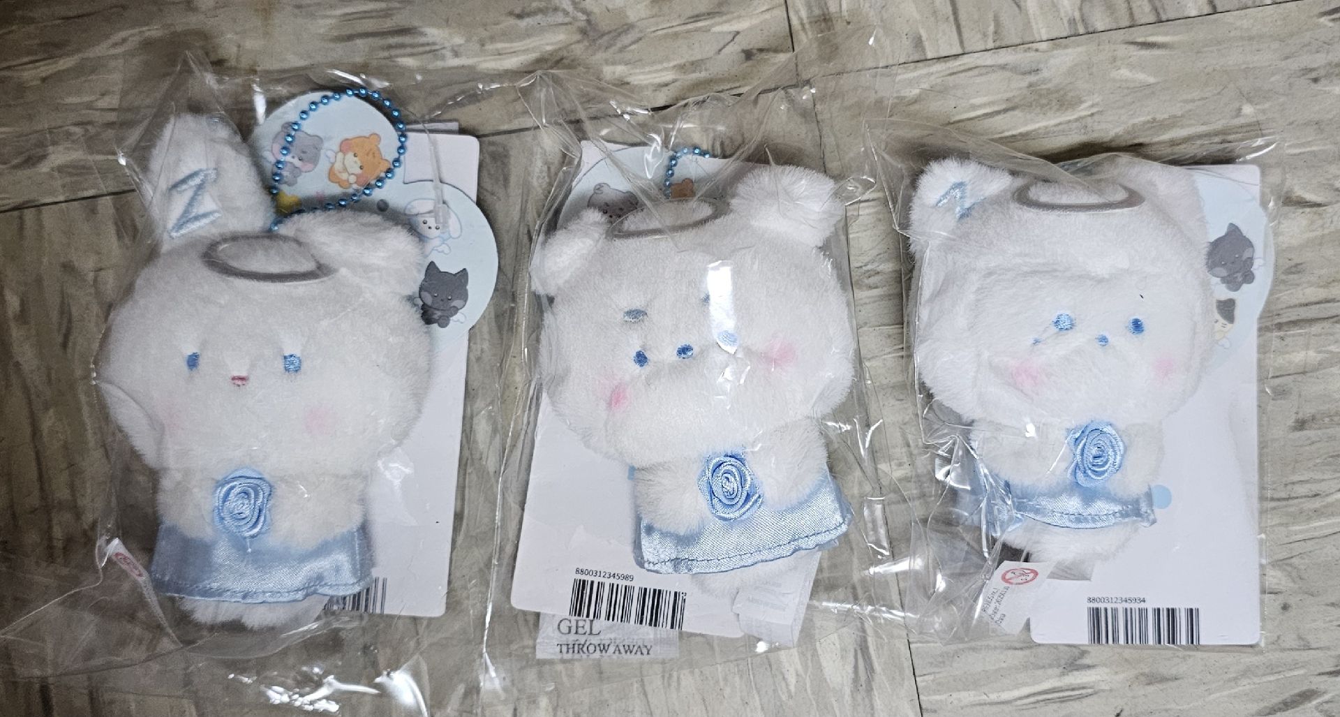 剩旭的 ZB1 zeroni 天使吊飾娃