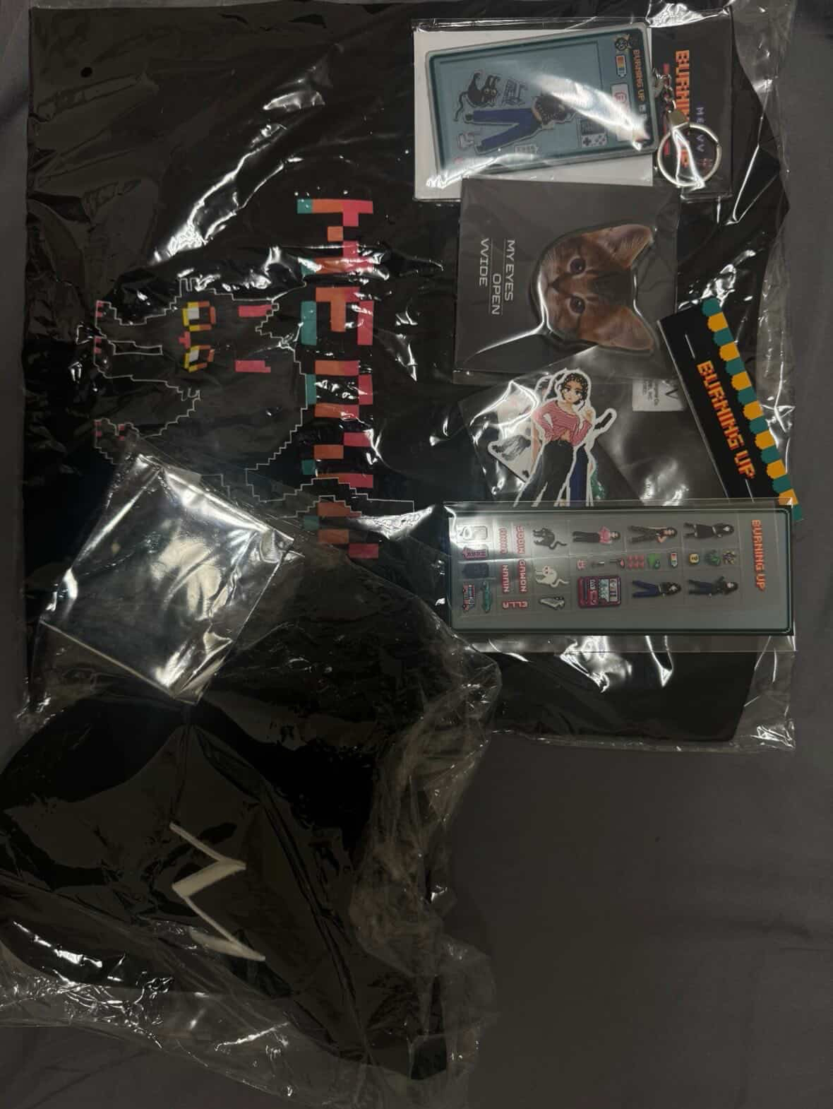 MEOVV官方快閃周邊出清