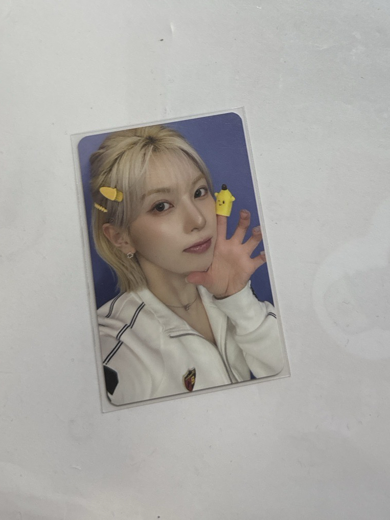 水果手指 中背 裴