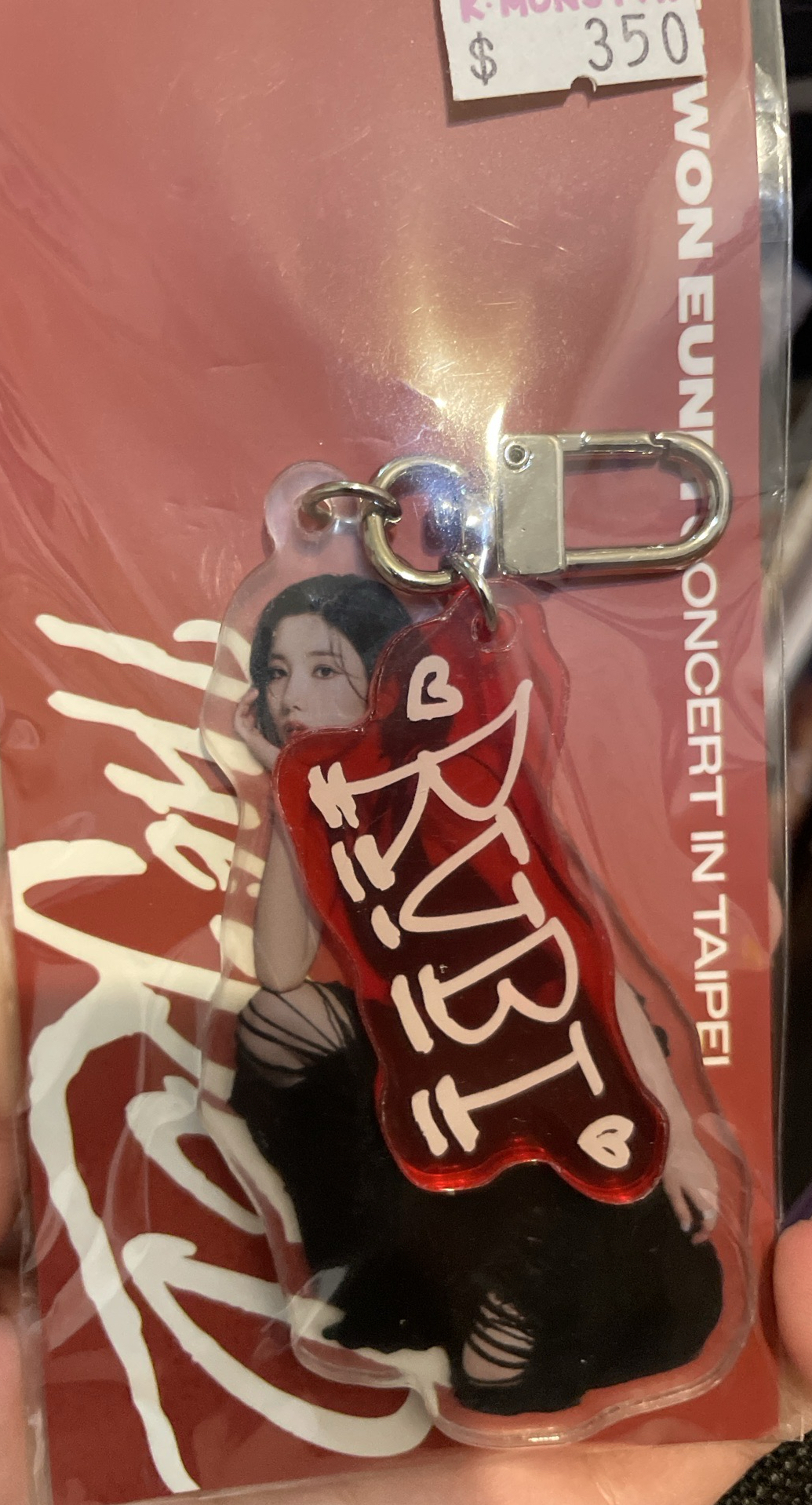 IZ*ONE/SOLO 恩妃 權恩妃 The Red 演唱會 In Taipei  鑰匙圈吊飾 