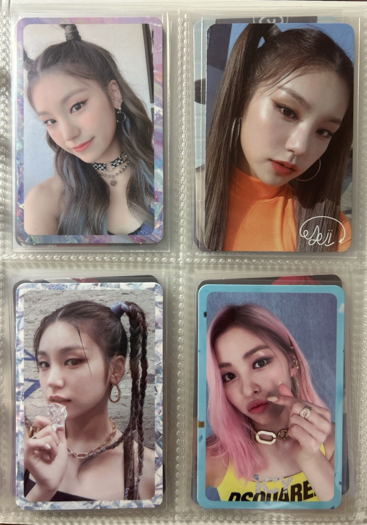 itzy小卡（多志）