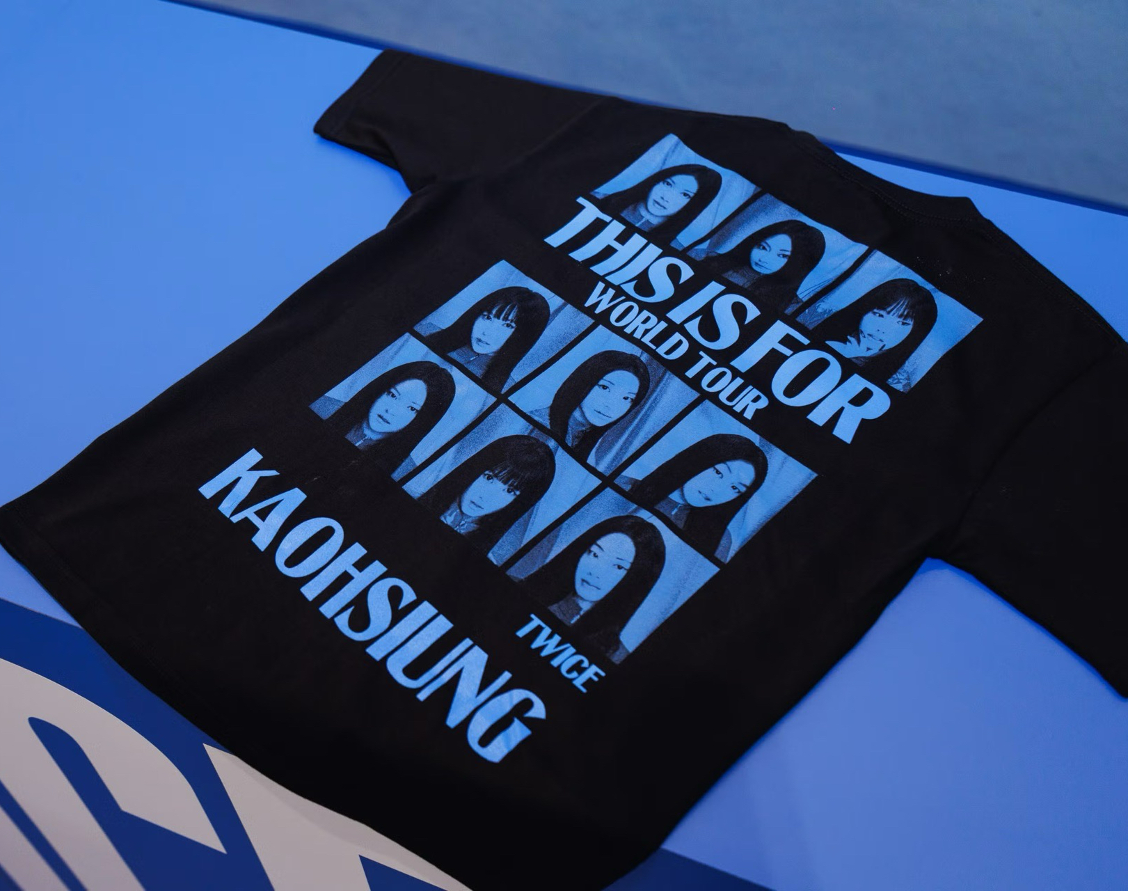 THIS IS FOR 高雄場 紀念衣服 黑M