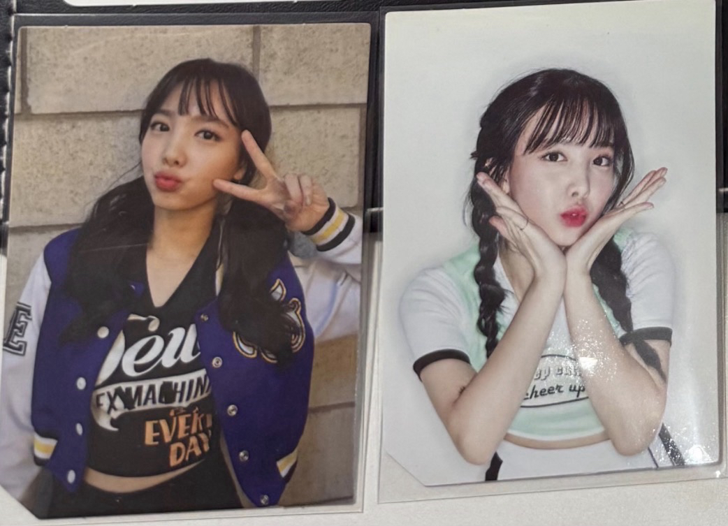 娜璉棒卡（送花卡  有泛黃）