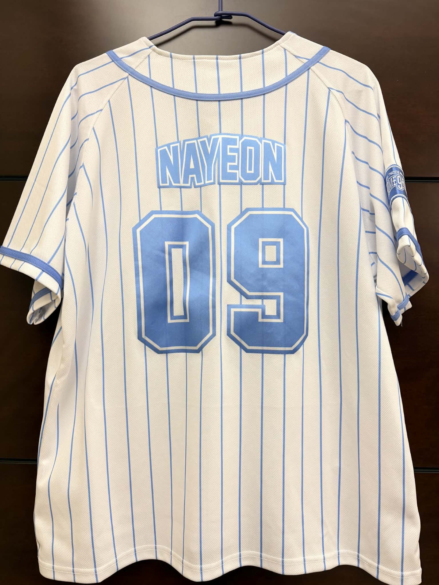 TWICE 娜璉九週年棒球衣