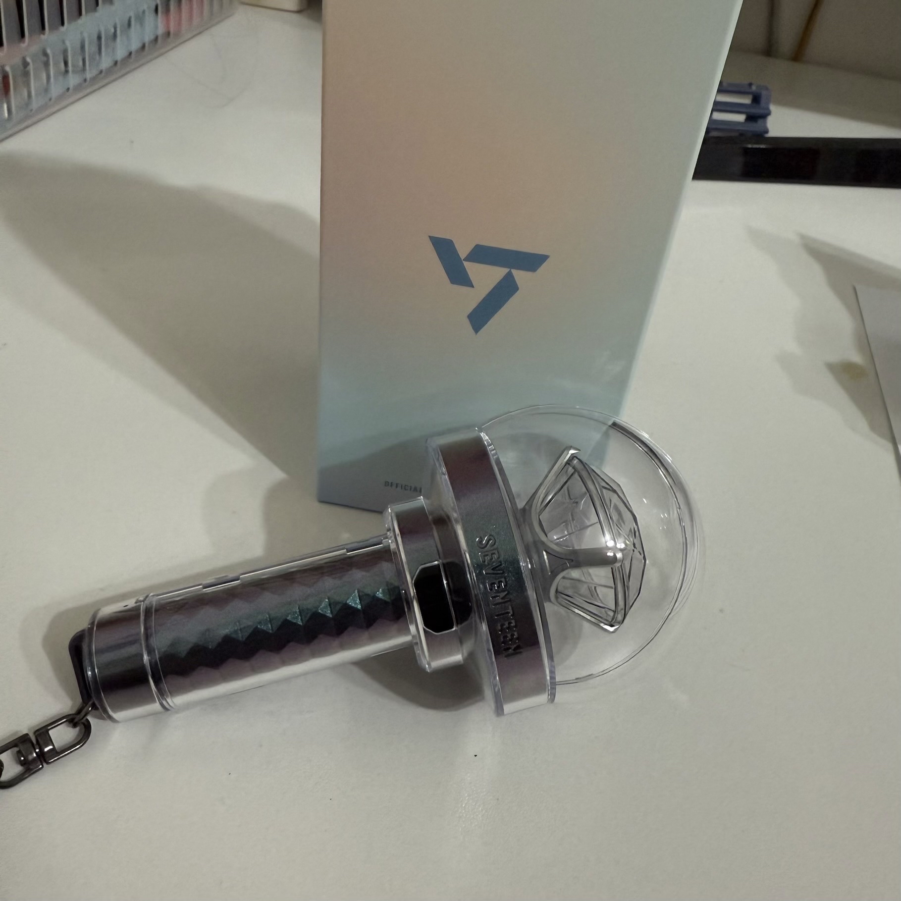 SEVENTEEN 三代小手燈