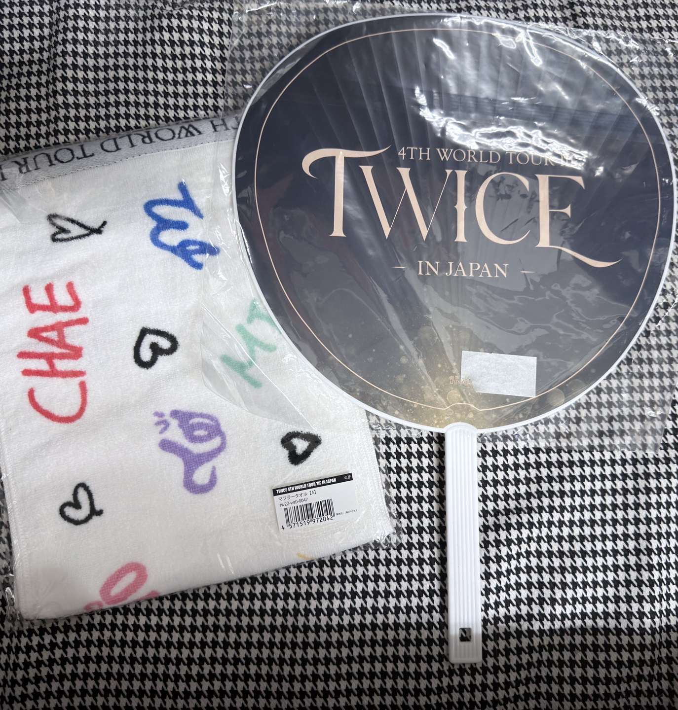 (現貨 合售 紙箱寄出）TWICE 四巡 日本 子瑜 大扇 扇子 毛巾