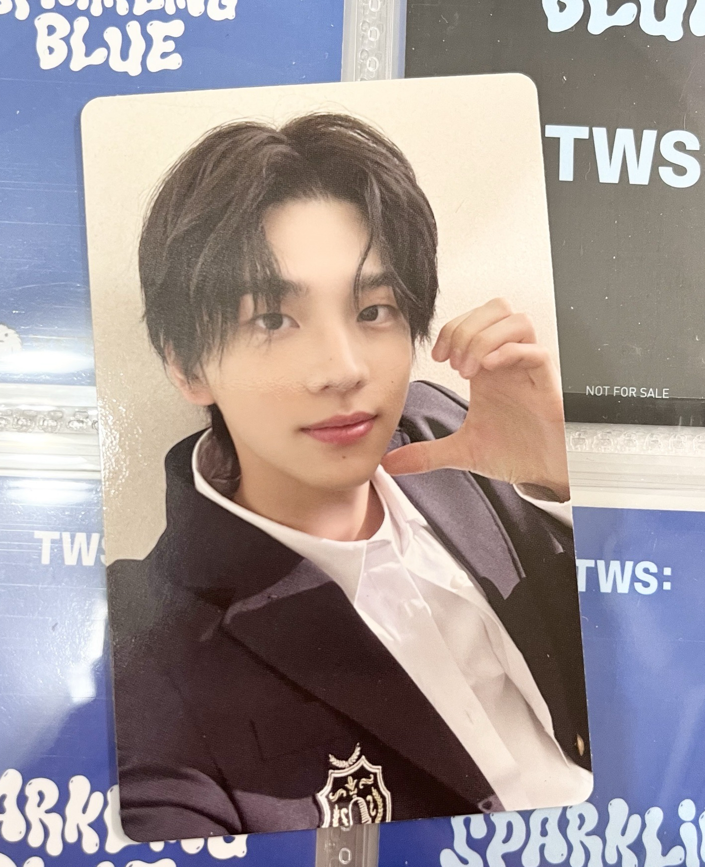 申惟單曲直播卡