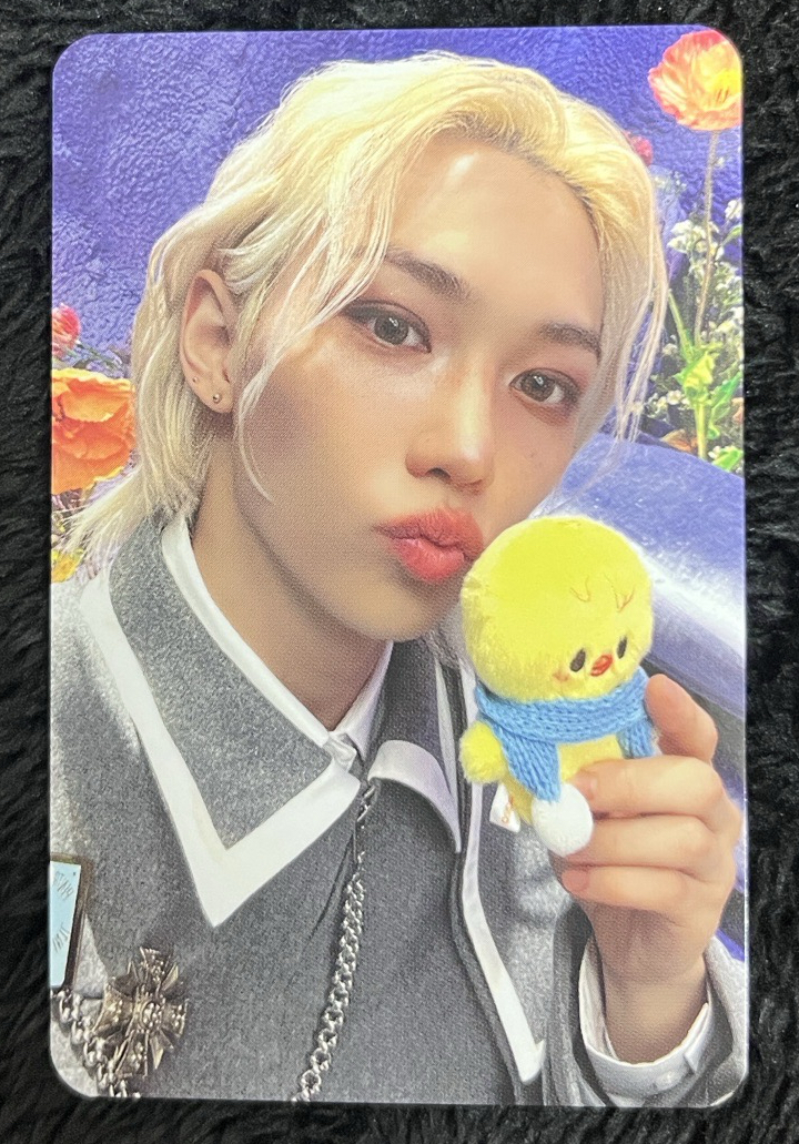 《4th FM》 菲菲立牌卡