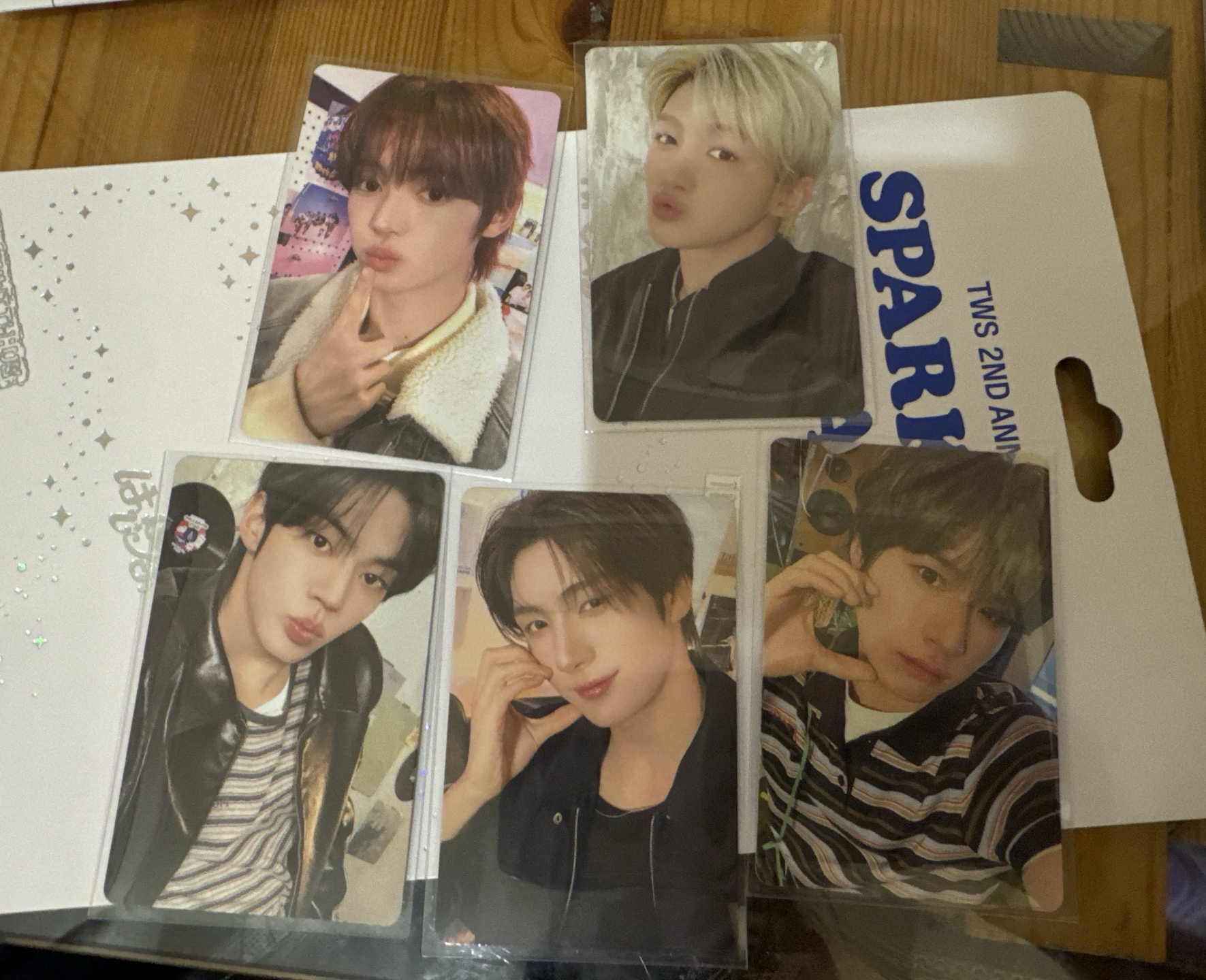 TWS 二週年吊飾小卡