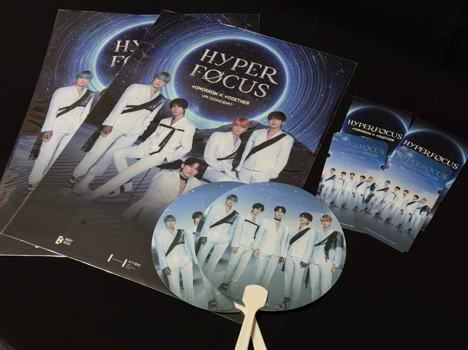 VR電影週邊（海報+扇子+票卡各一）