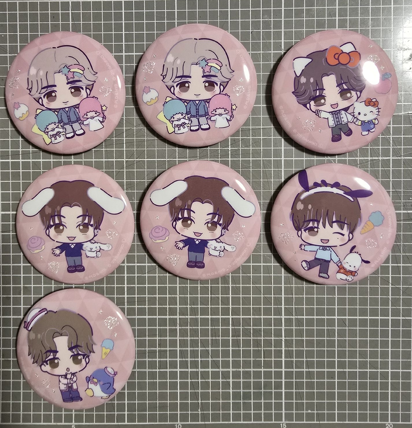 SVT三麗鷗聯名徽章