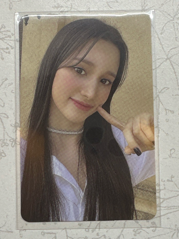 漂亮黑髮巴伊葉