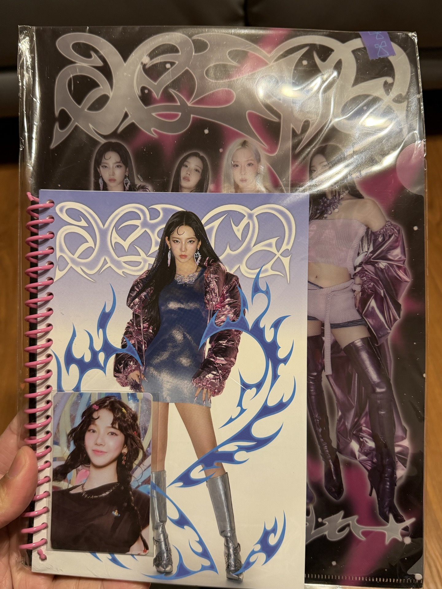 supernova筆記本_Karina（含小卡）