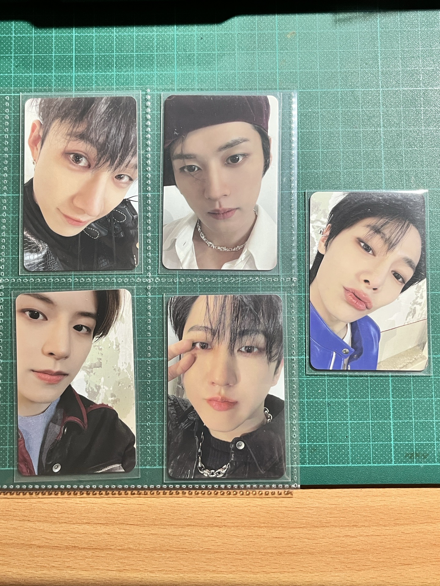 Stray kids小卡合輯
