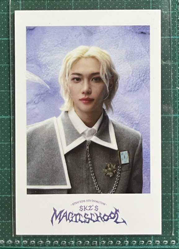 4th FM 鐵盒拍立得卡 菲💋