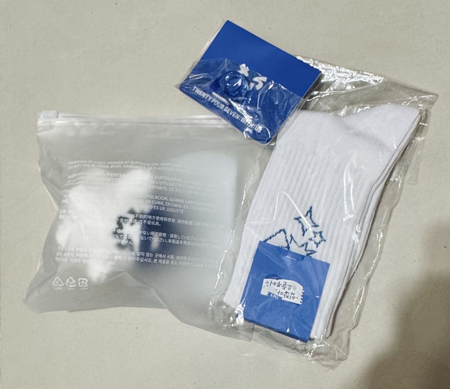 TWS 鬼娃+襪子+戒指