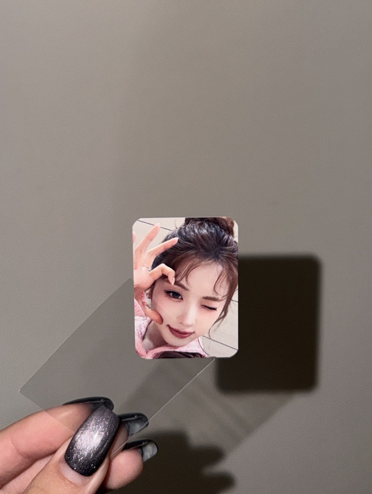 NMIXX Jiwoo 迷你卡