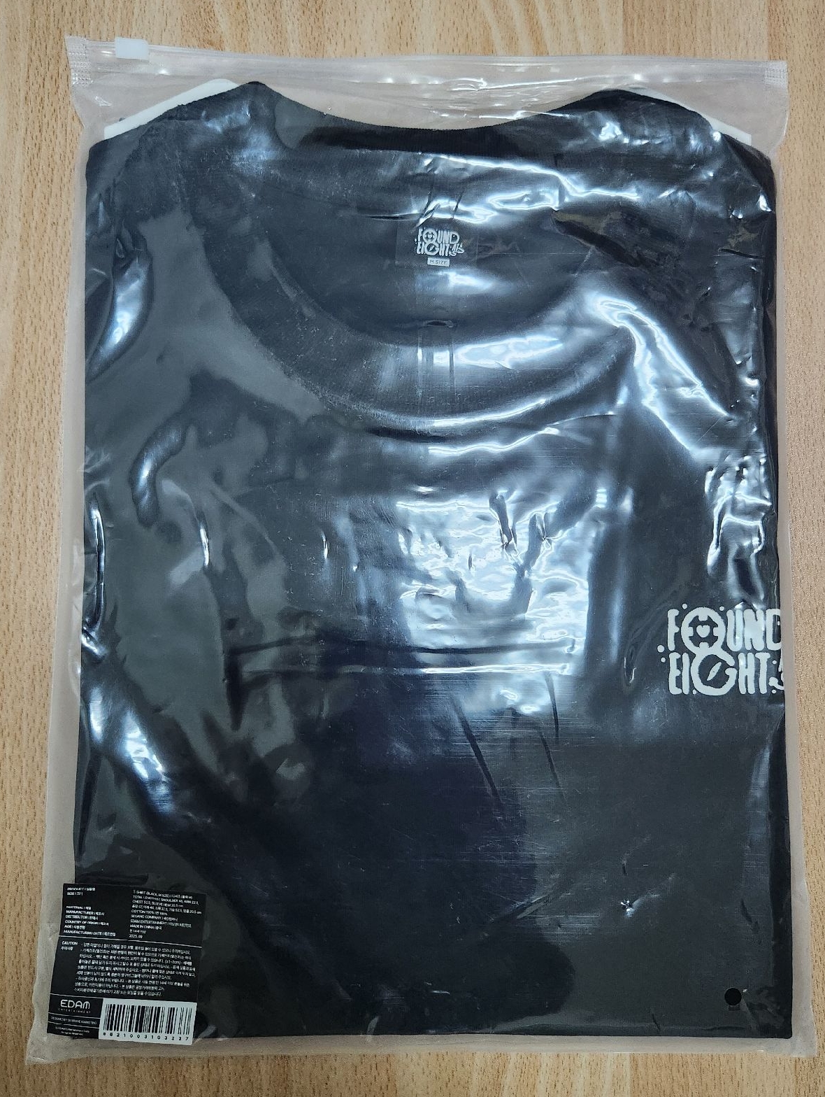 Found at eight 黑色T恤（M）