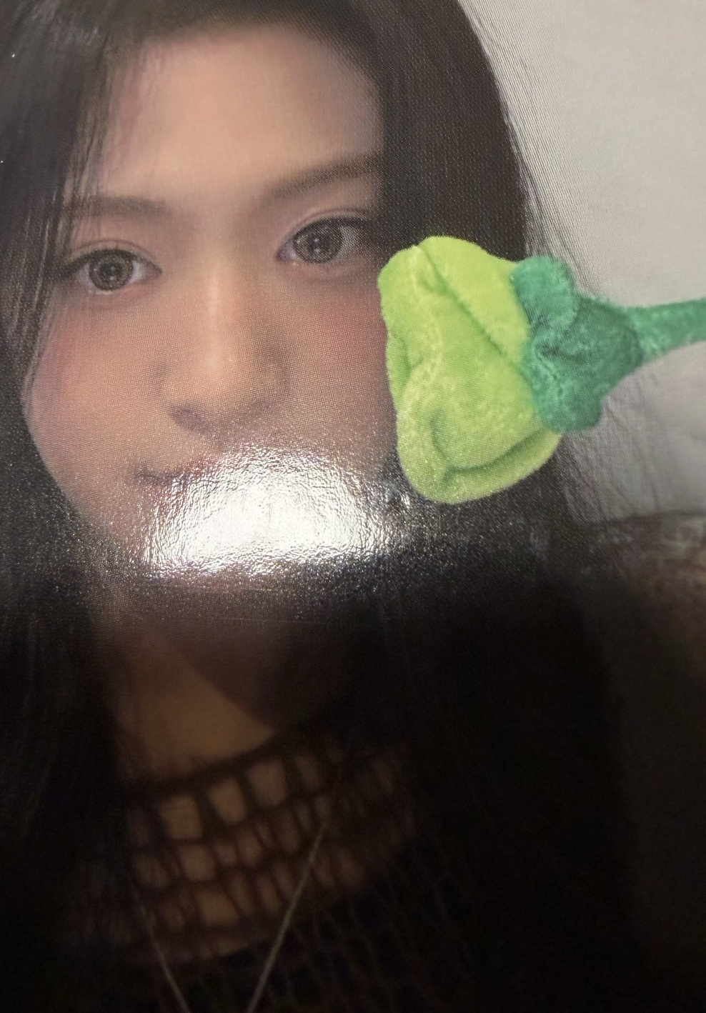 全新官方正版 babymonster 玫瑰日 YG 幸運卡 拿花賢