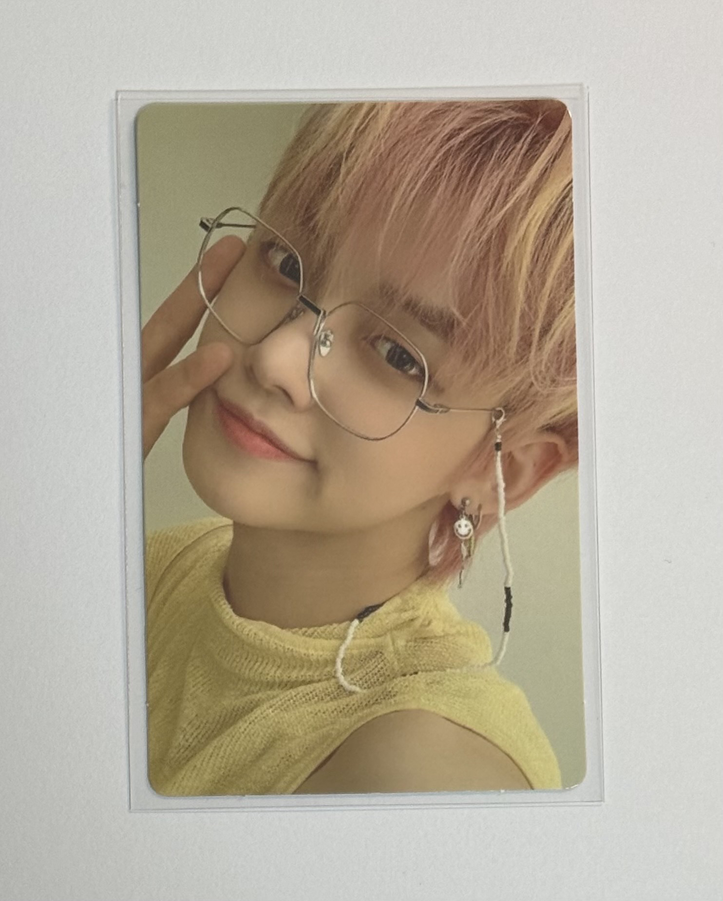 TXT 崔然竣 紅衣竣 小卡