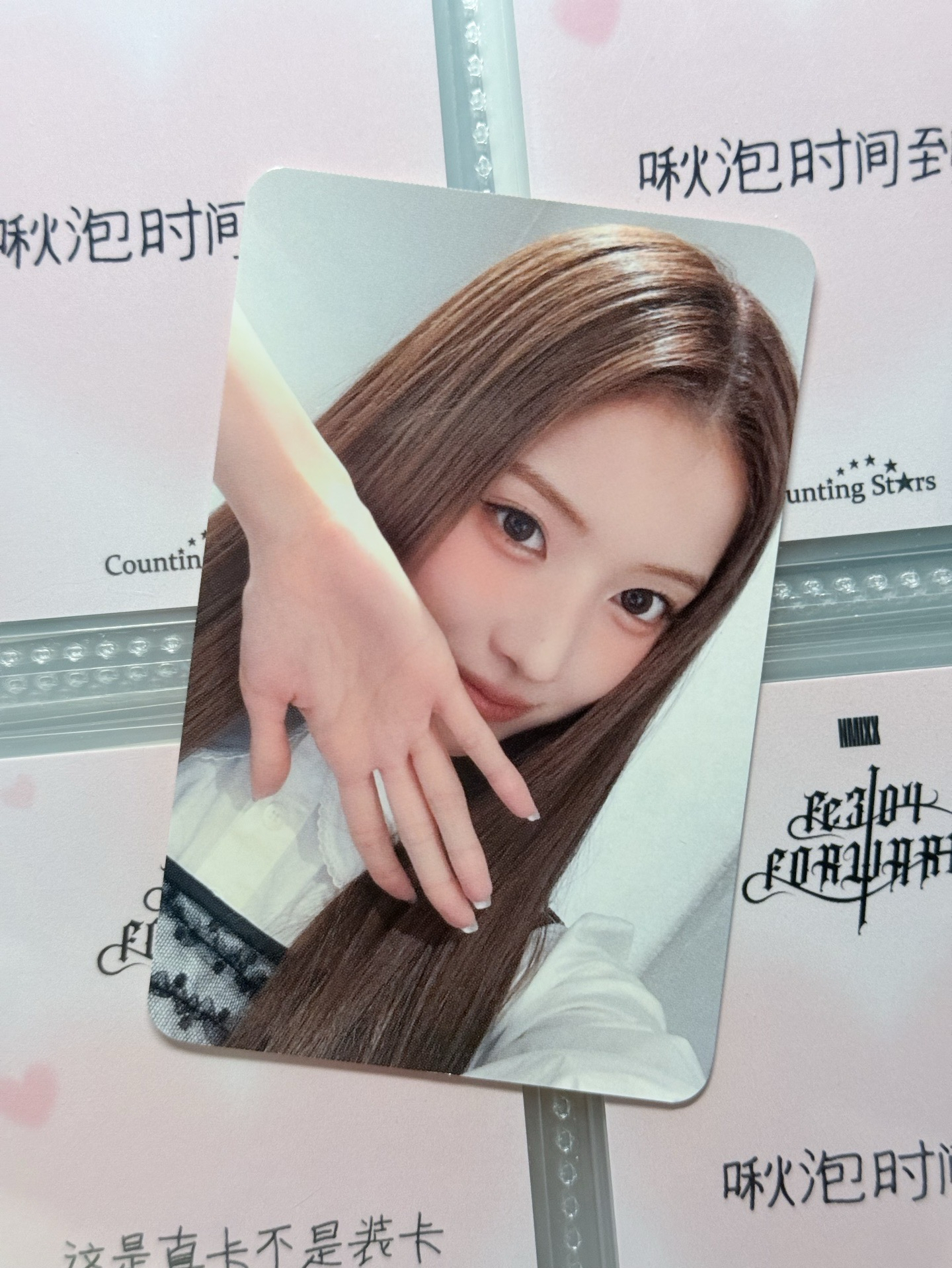 NMIXX Jiwoo 臉讚友