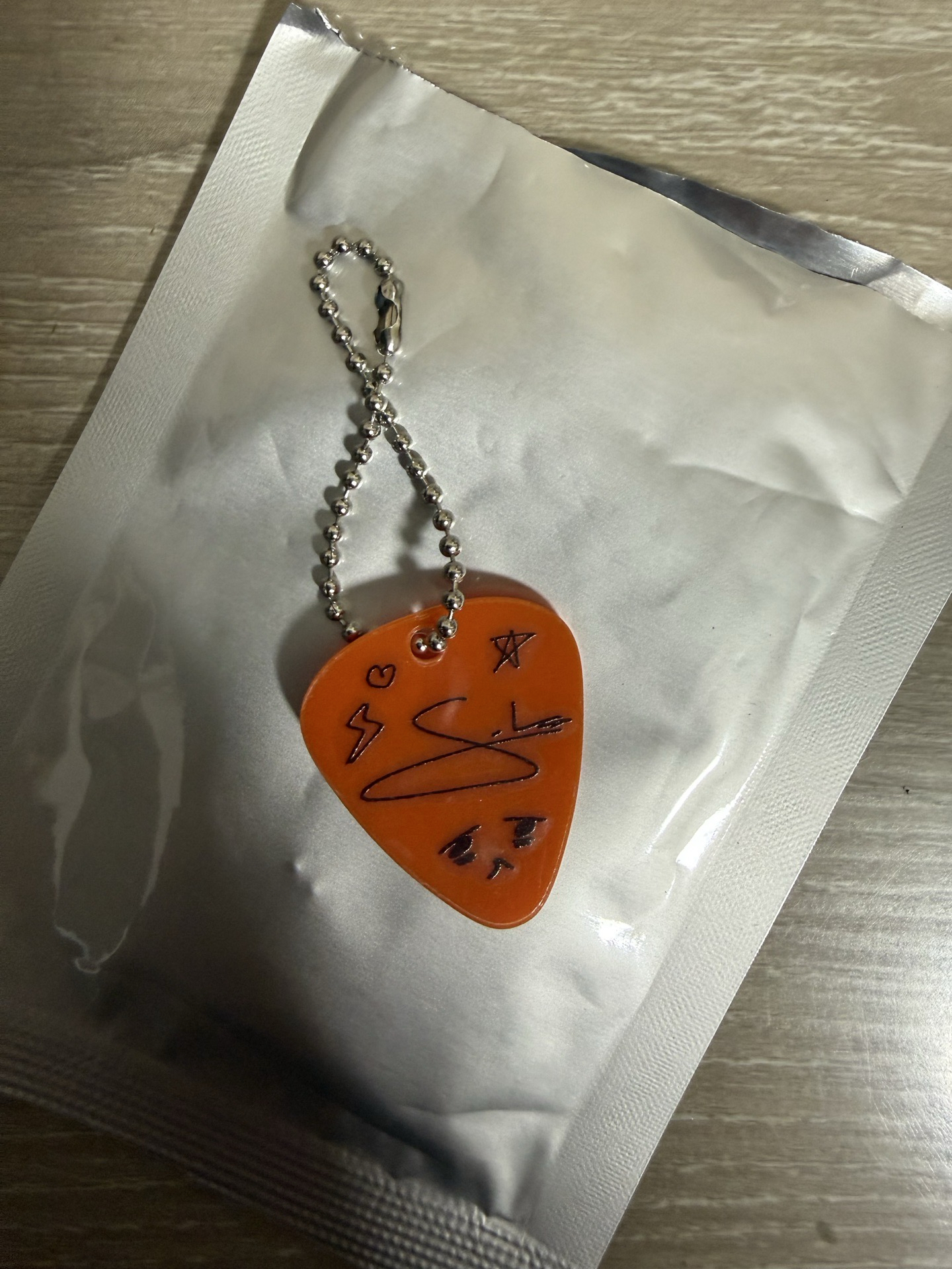 秀彬吉他撥片吊飾