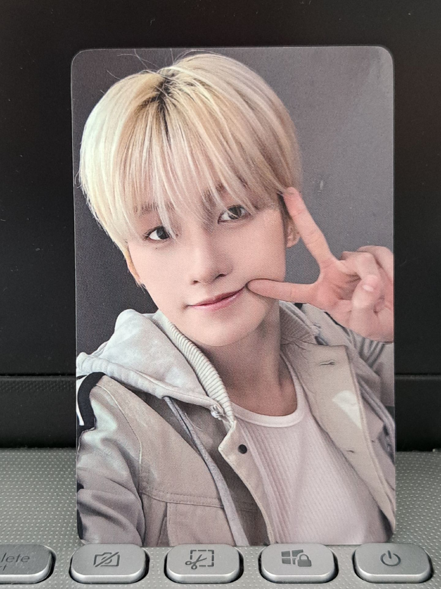 Play Hard yzy 5.0 簽售 志薫