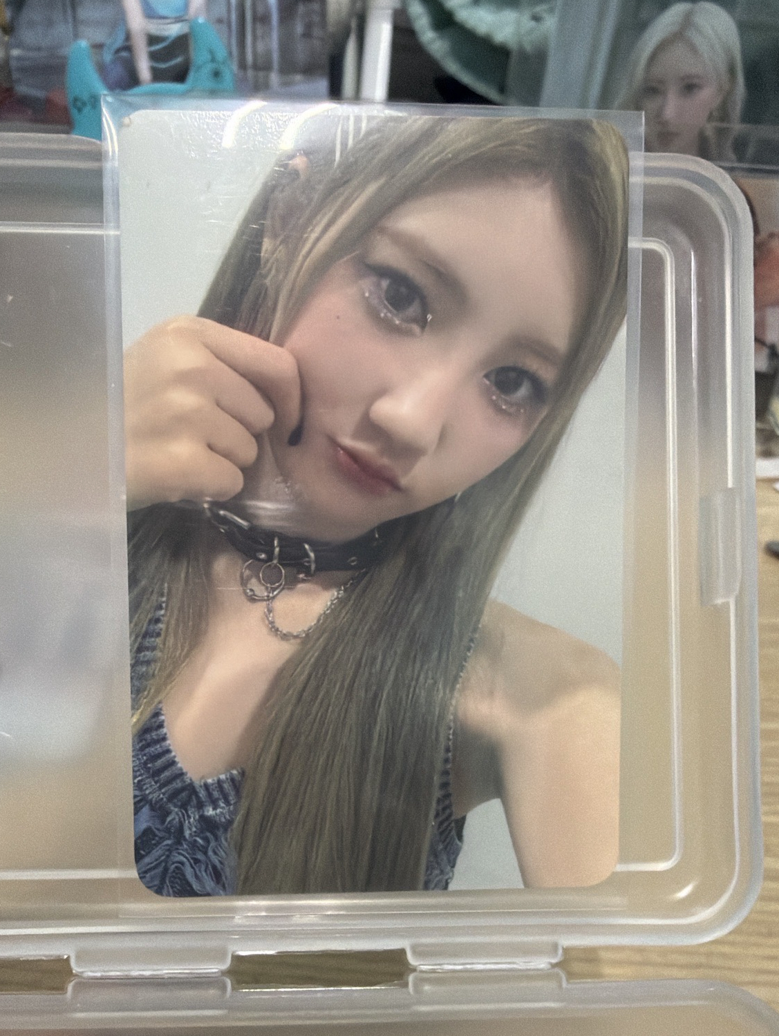 RAMI 玫瑰日捏臉