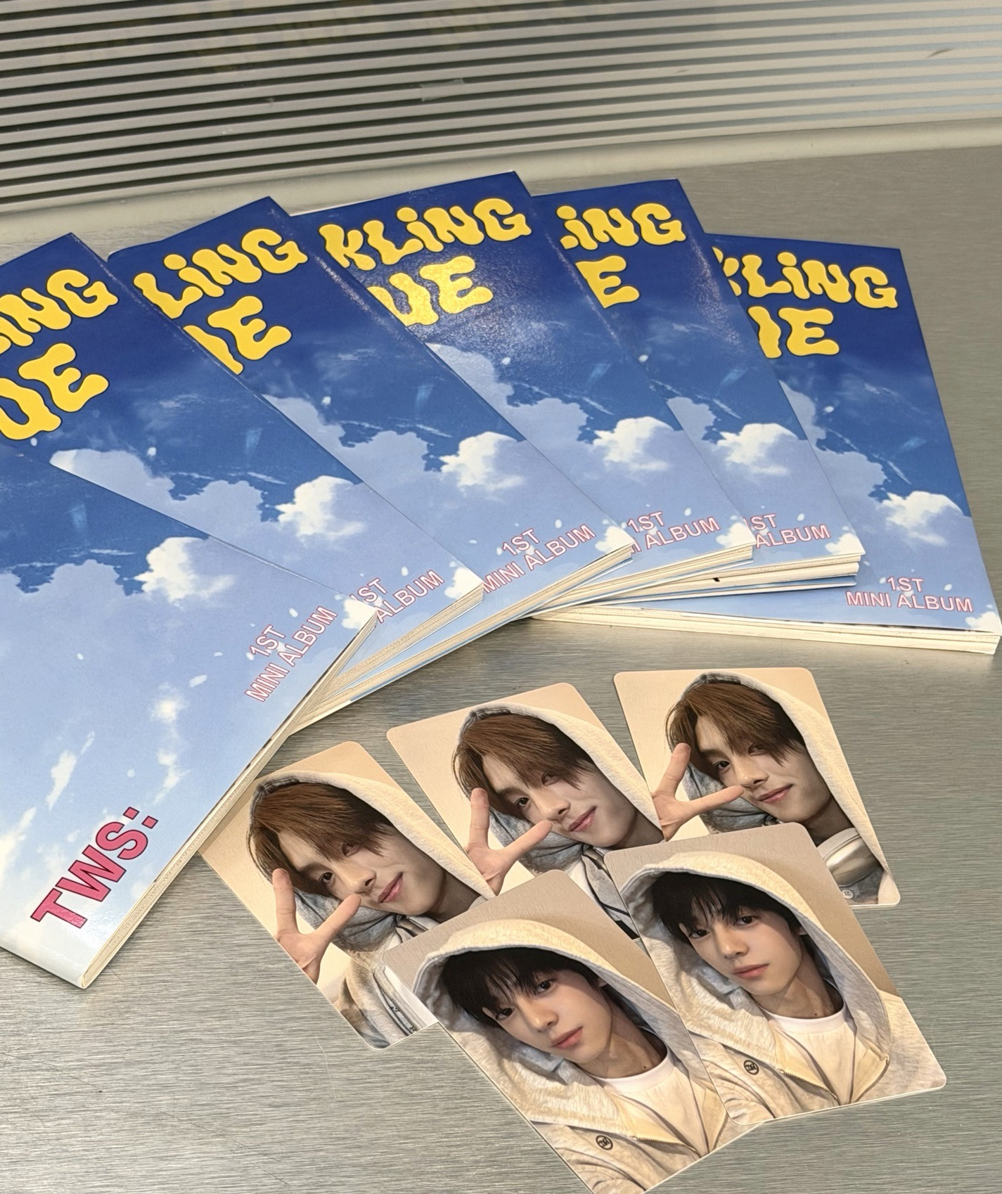 ㄴ𝖲𝗉𝖺𝗋𝗄𝗅𝗂𝗇𝗀 𝖡𝗅𝗎𝖾 未 掃 全 專