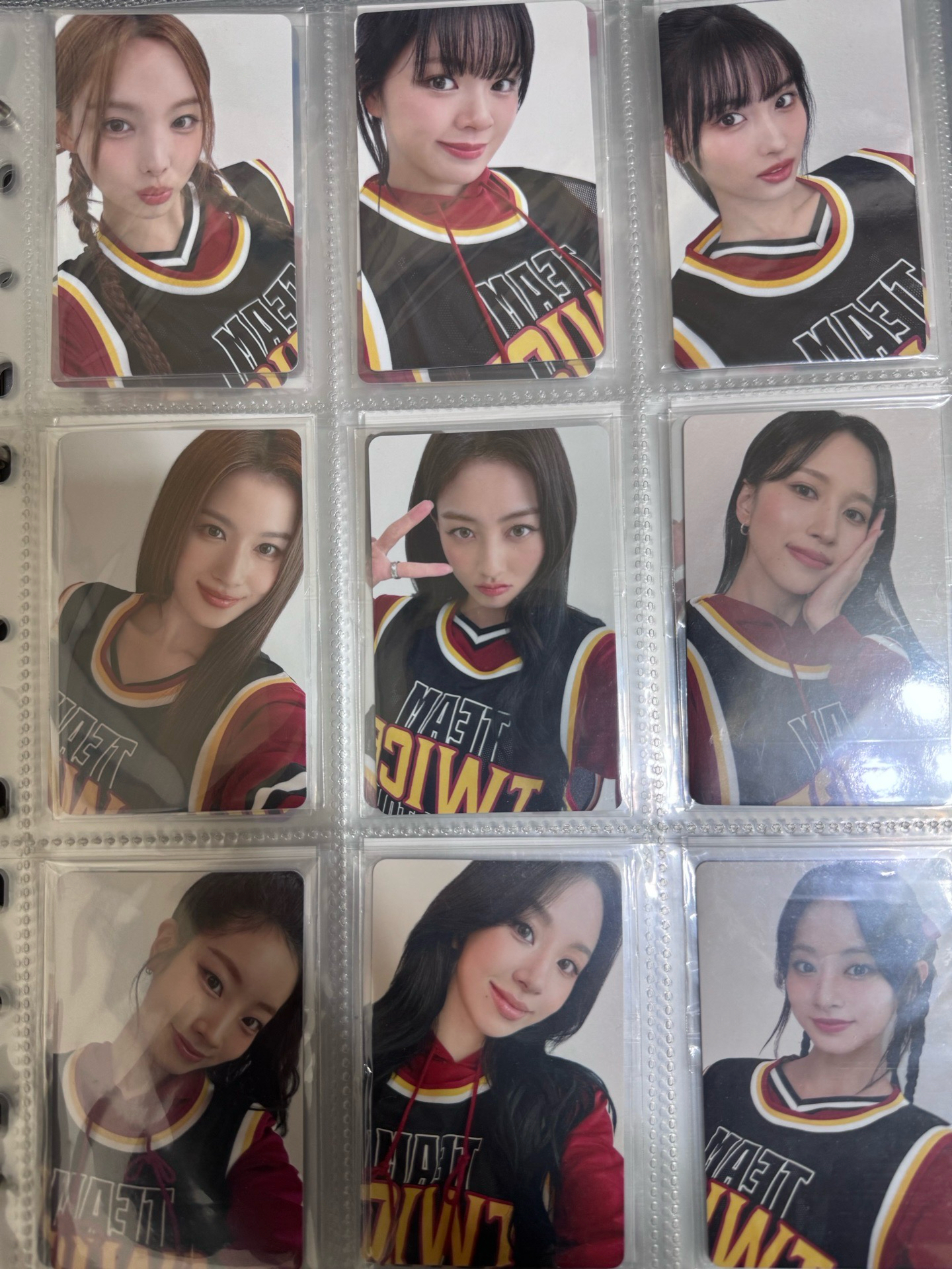 TWICE 五巡特別場滿額卡一套