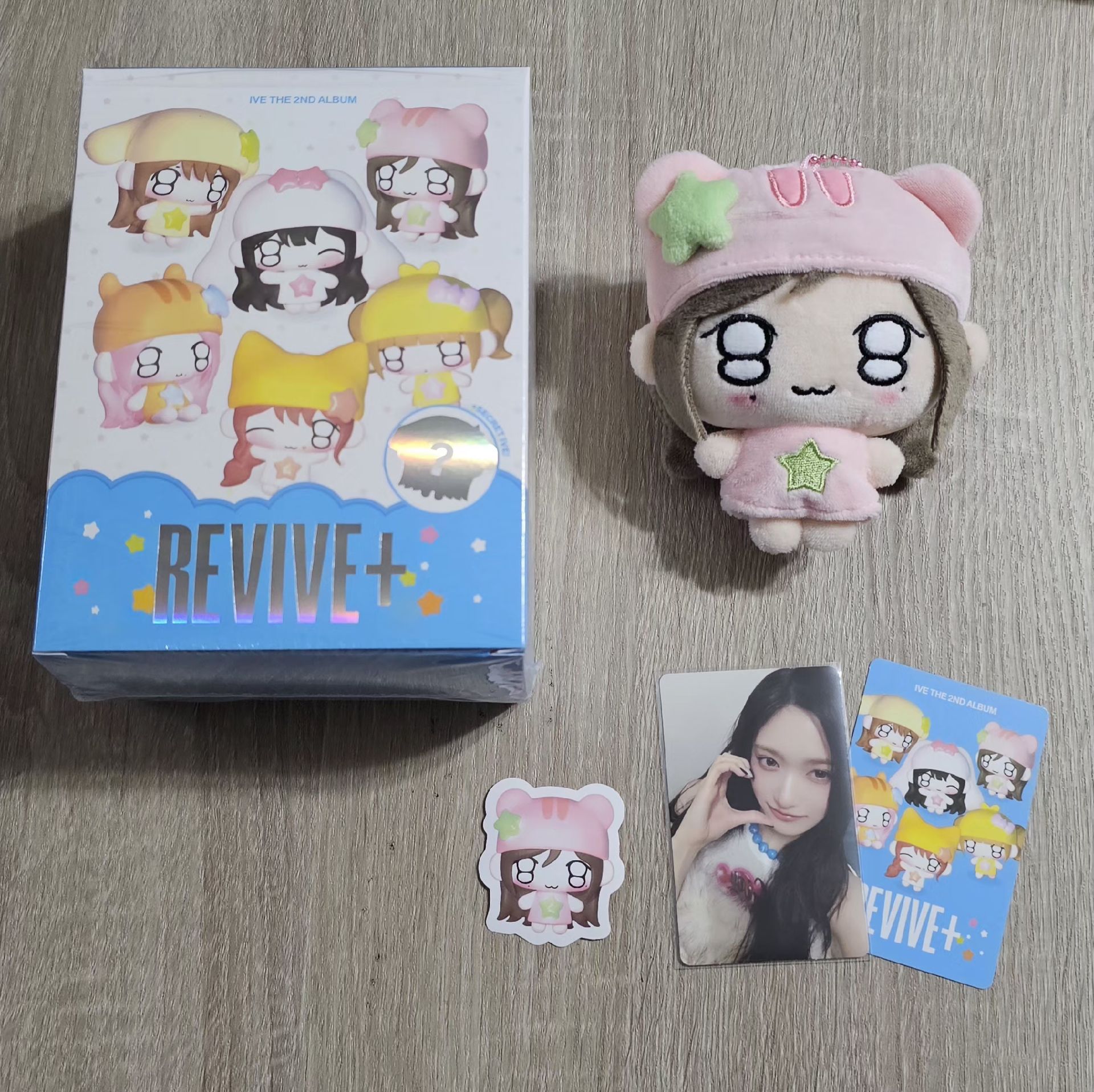 現貨 IVE REVIVE+ 娃專 員瑛 李瑞