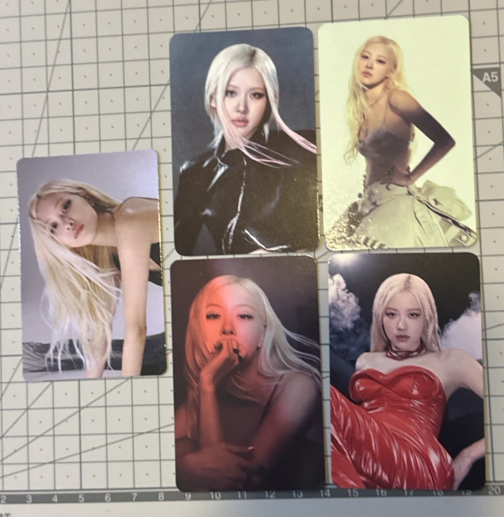 Rosé Set（5卡）+歌詞收藏一份