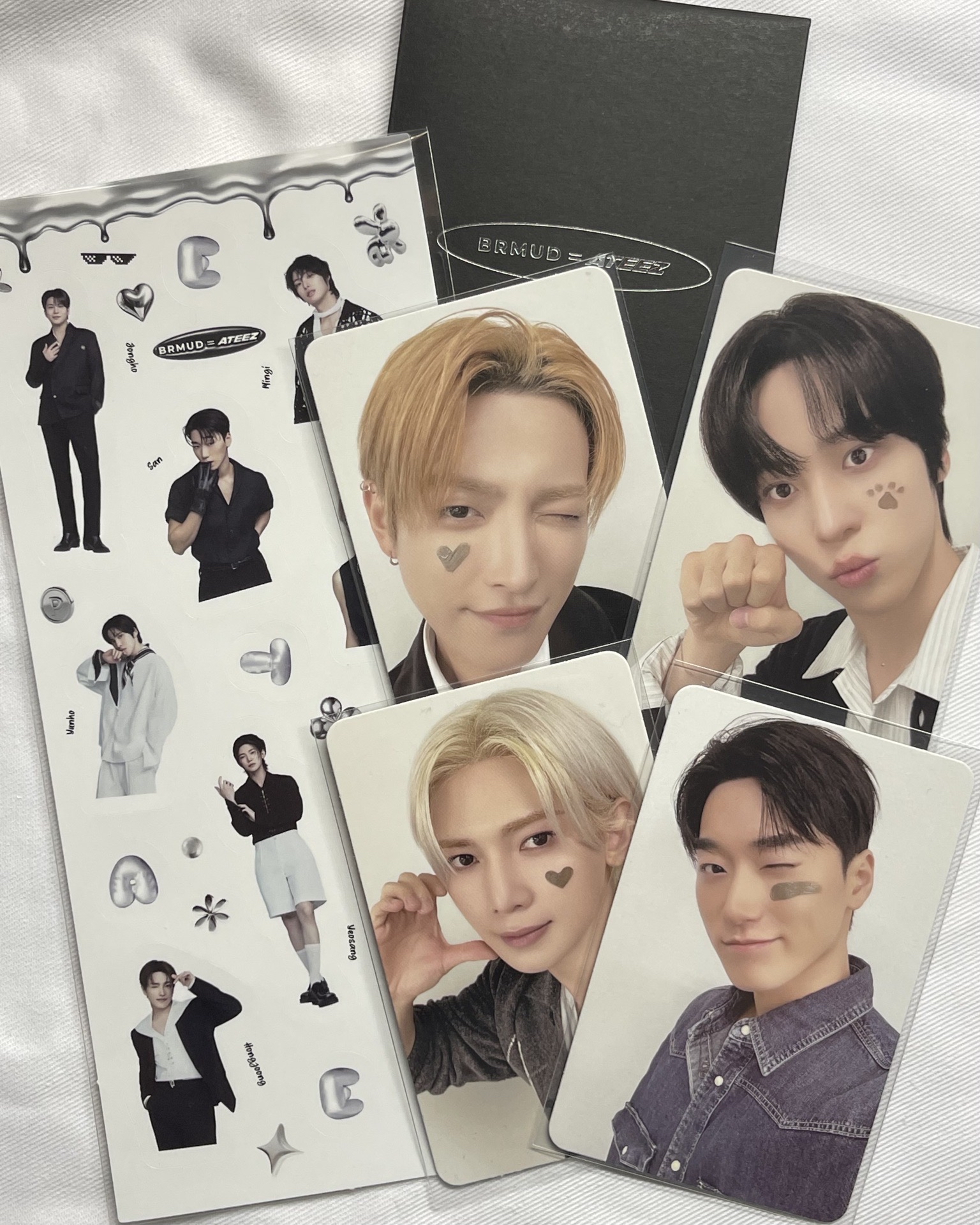 BRMUD ATEEZ小卡+貼紙（不拆）
