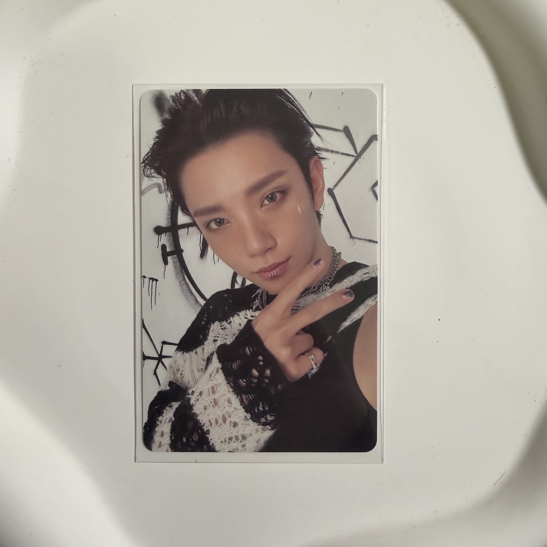 知秀 正五克拉盤專卡