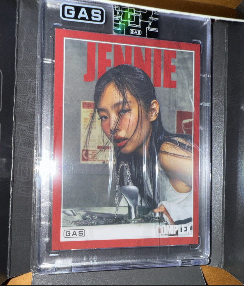 Jennie Gas卡 娃娃