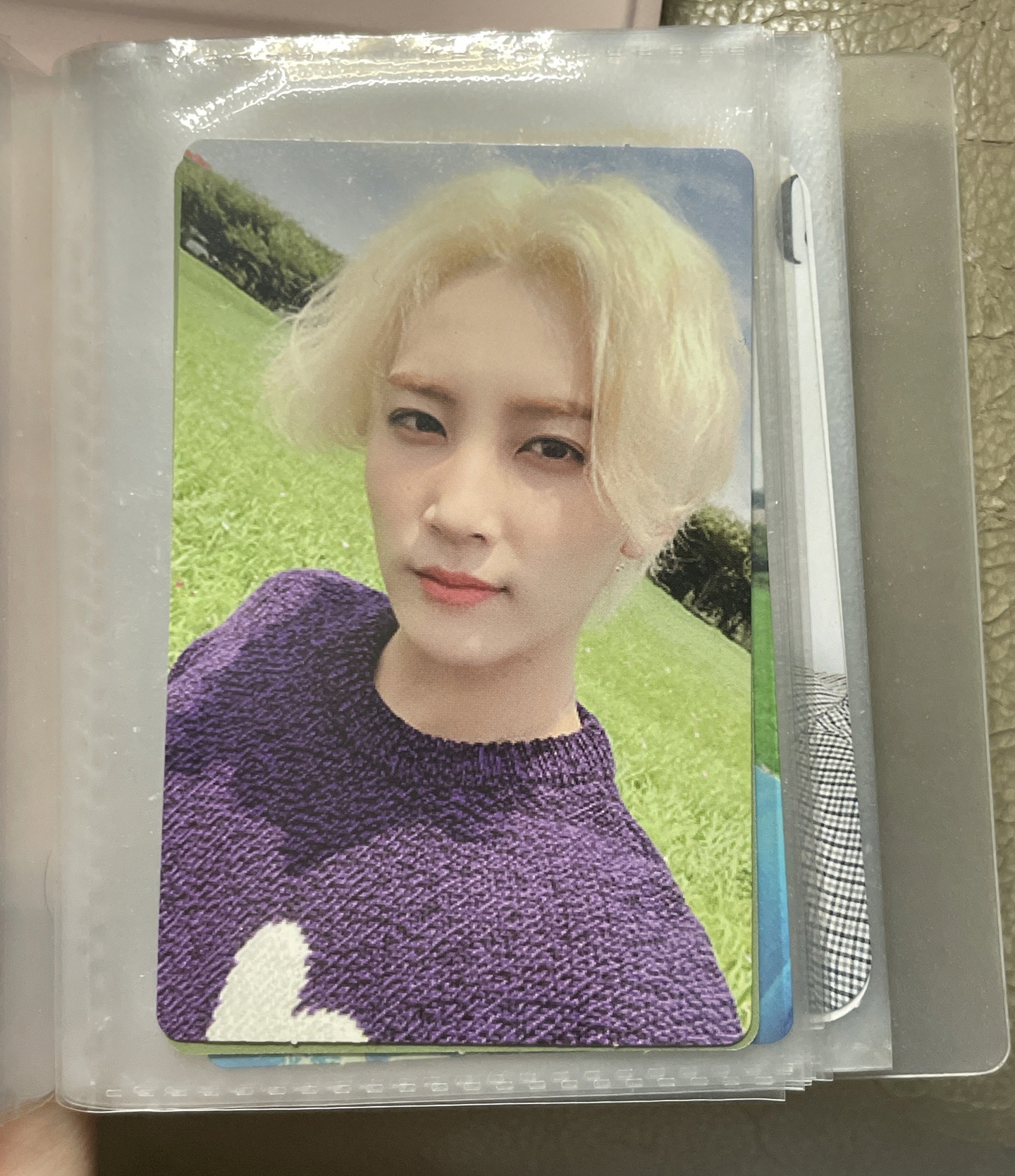 seventeen 淨漢金髮卡