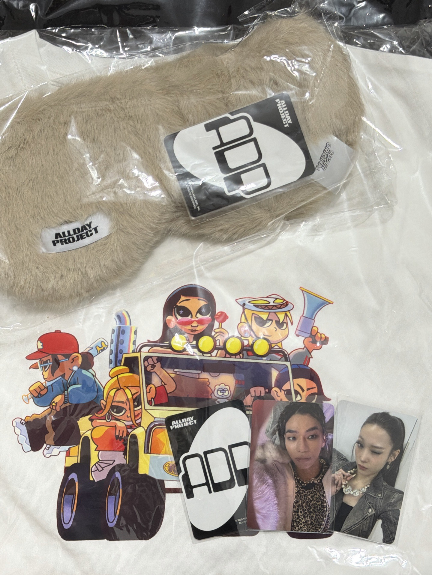 ALLDAY PROJECT 線下快閃店 周邊 小卡 衣服