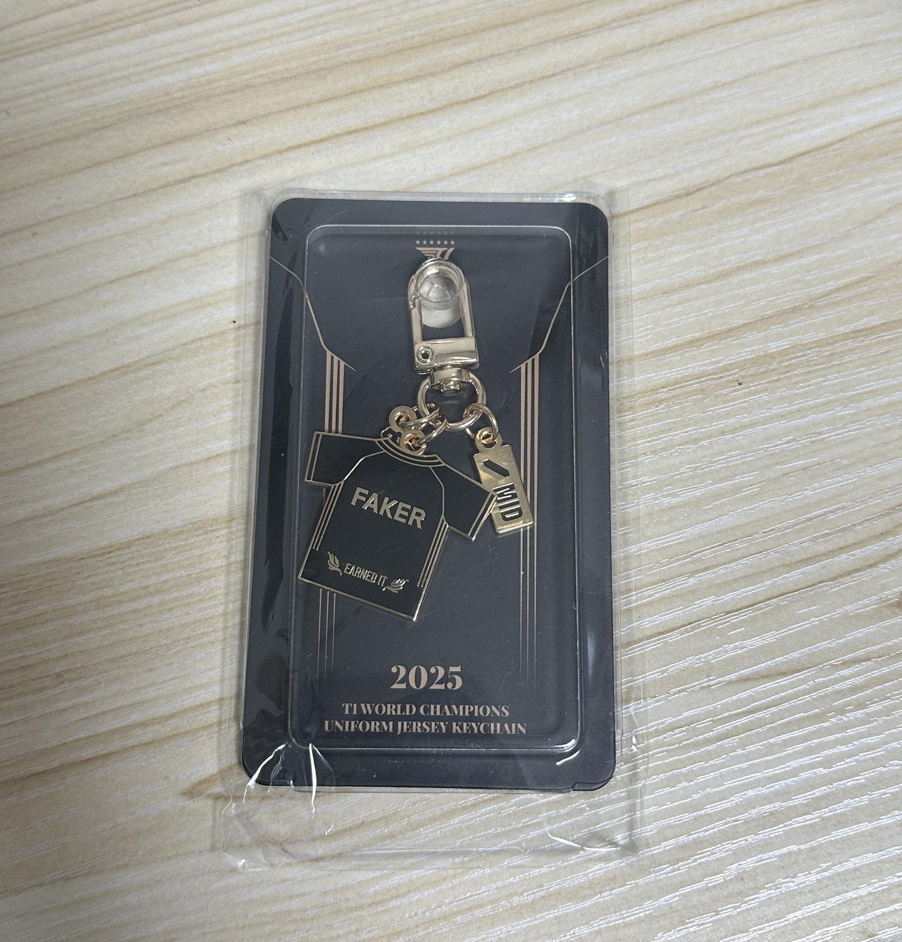 T1 六冠周邊 FAKER 隊服 鑰匙圈