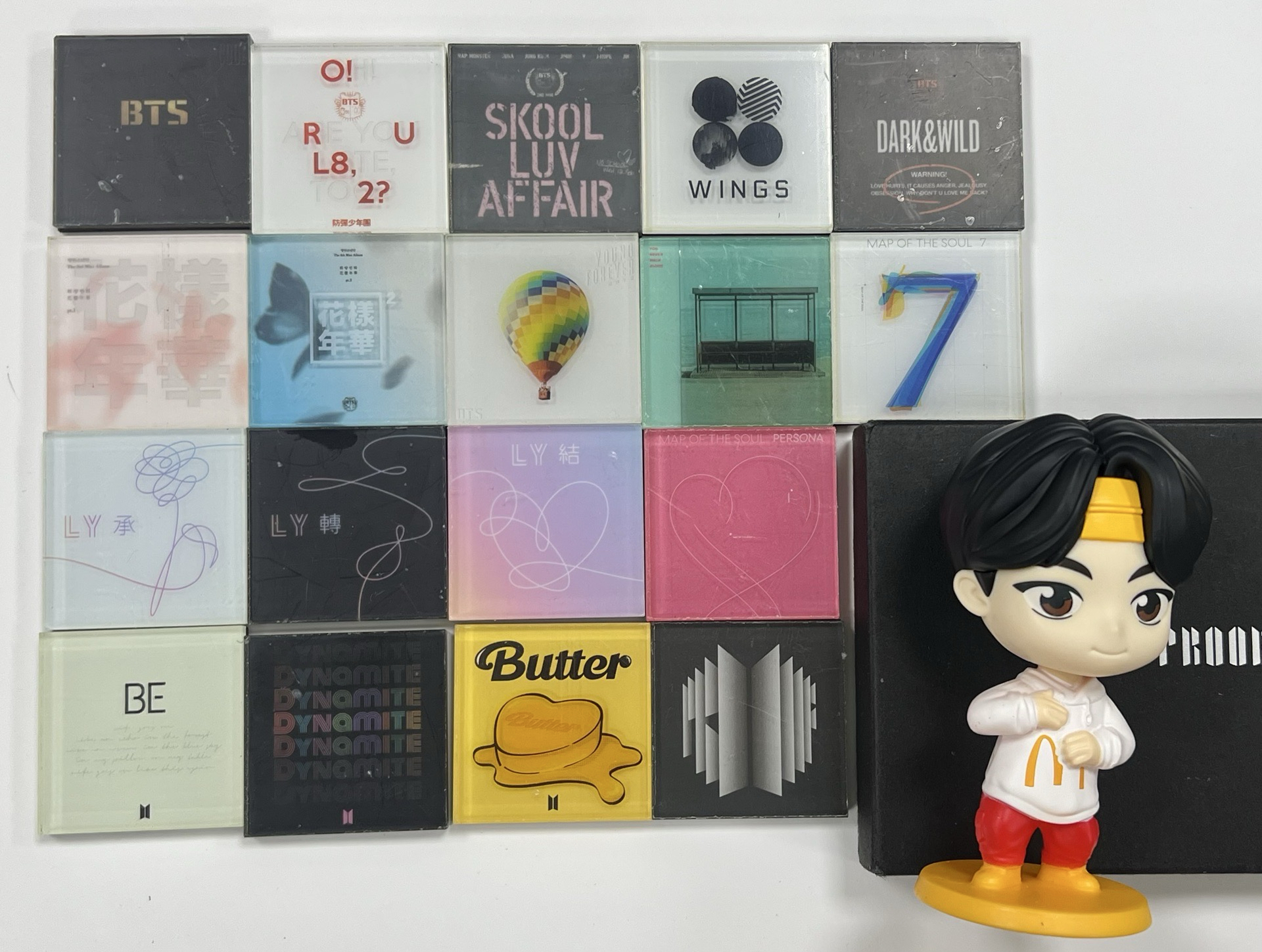 BTS Proof專輯磁鐵&麥當勞碩珍公仔