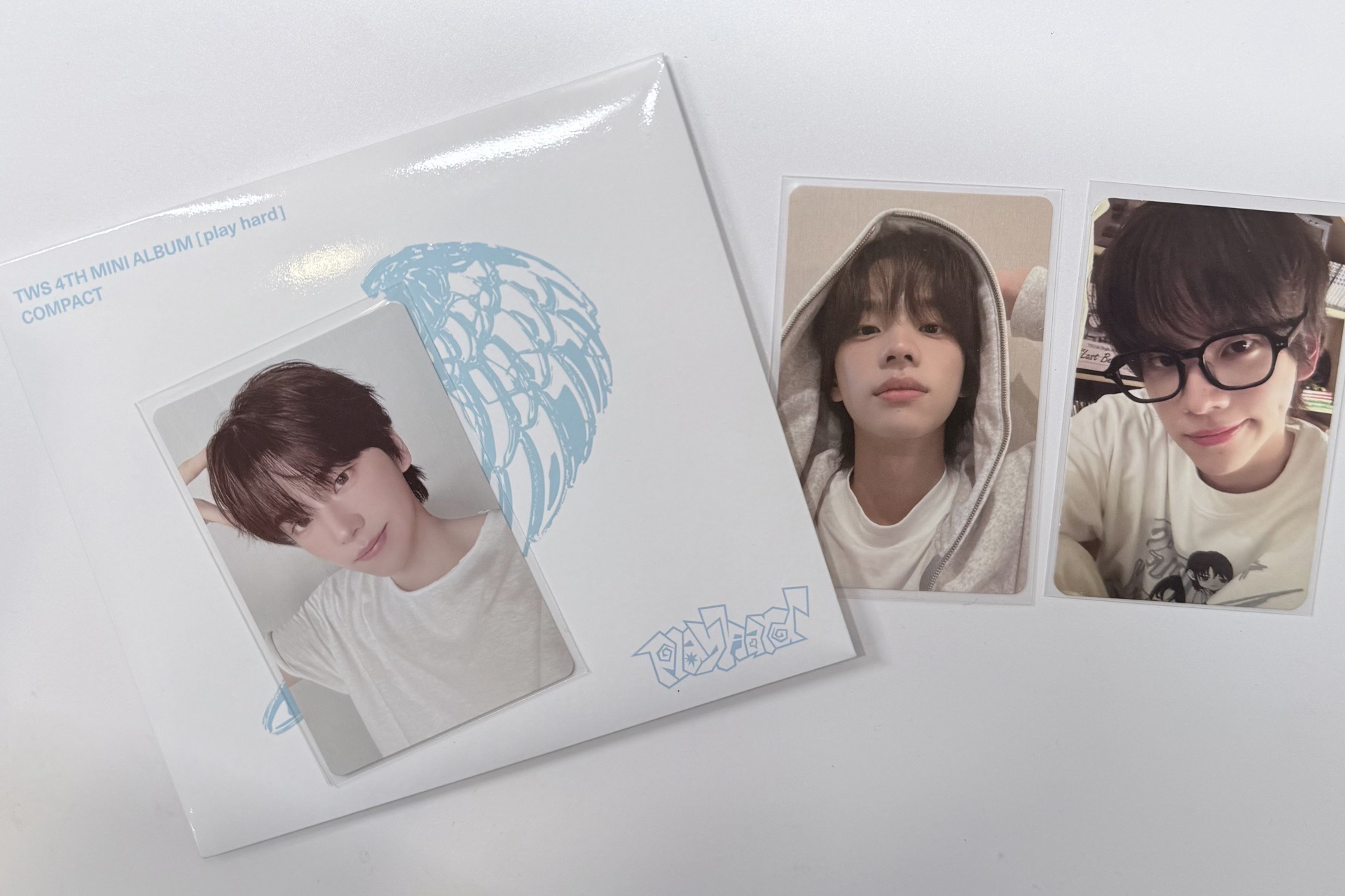 TWS 申惟帽踢+眼鏡+迷四單封