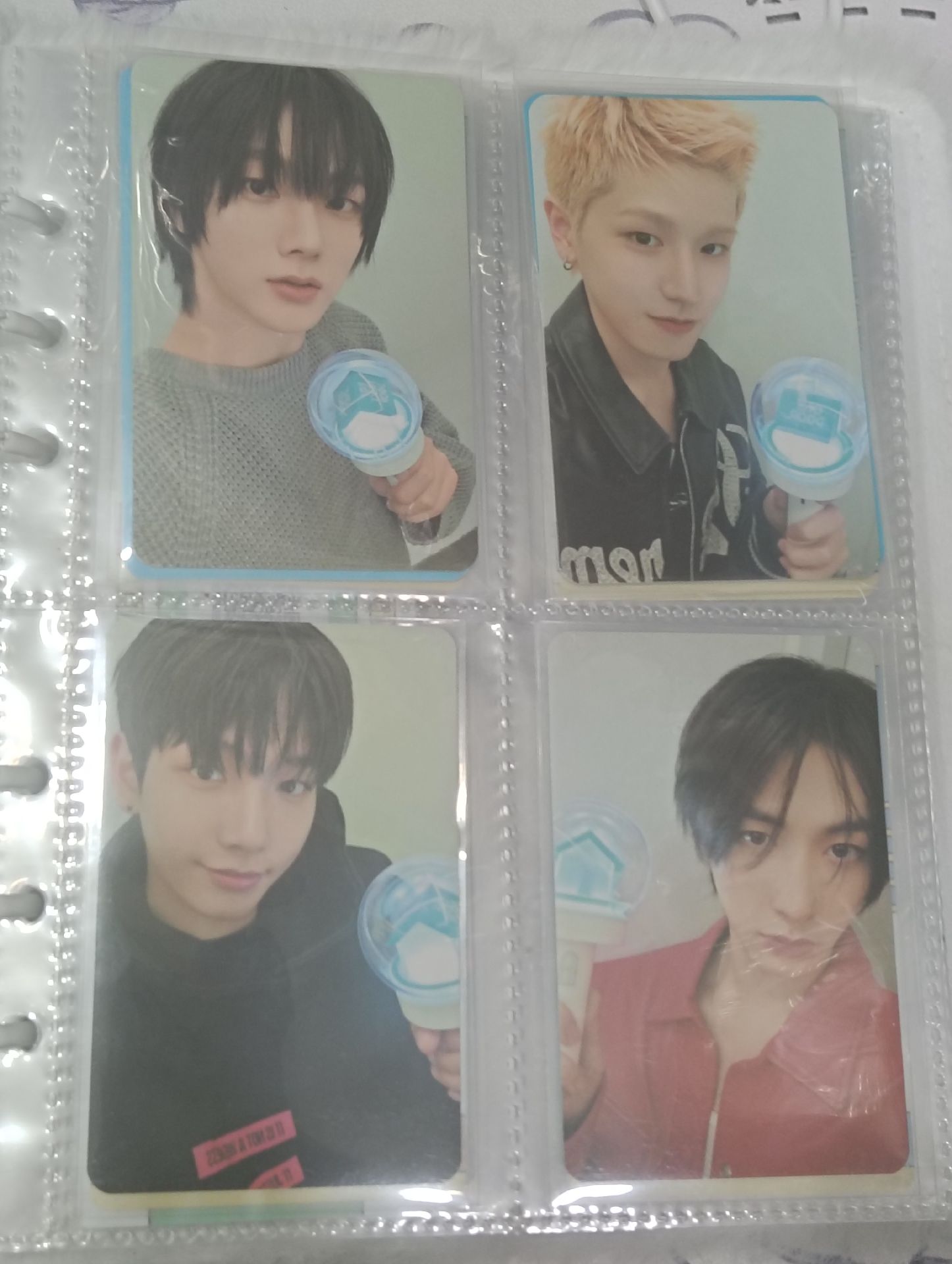 BOYNEXTDOOR手燈小卡