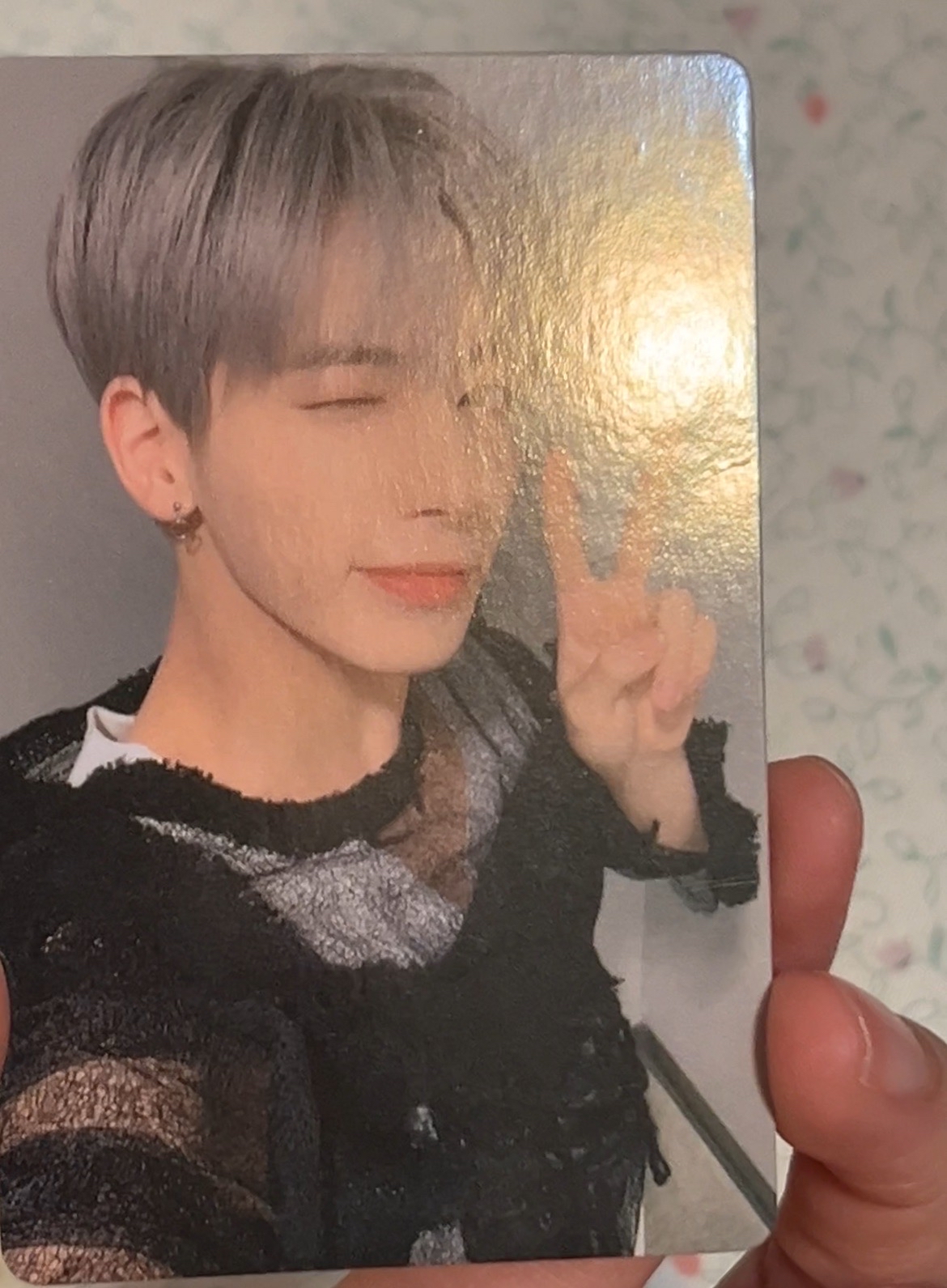 漁網顯 正規二yzy 3.0 簽售卡