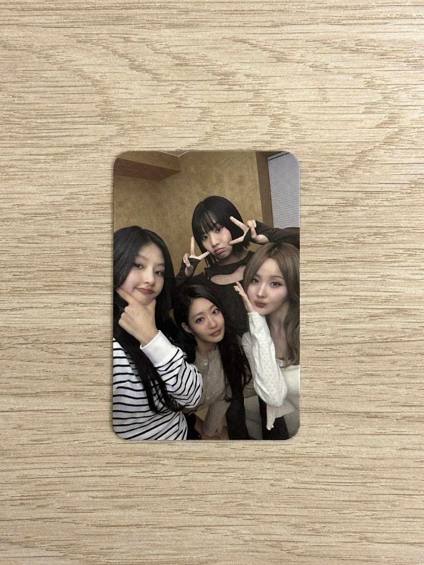 KIOF 迷你三輯 MWAVE團體抽選卡