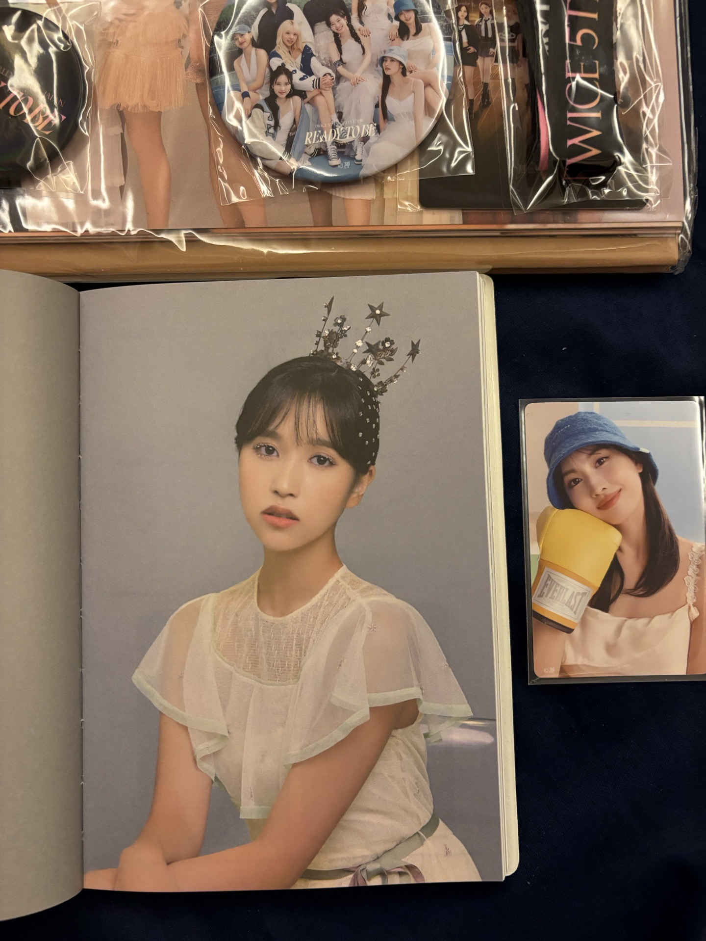 2020年曆、筆記本（封面有損）、MOMO五巡會員禮卡、RTB掛牌·掛繩·徽章