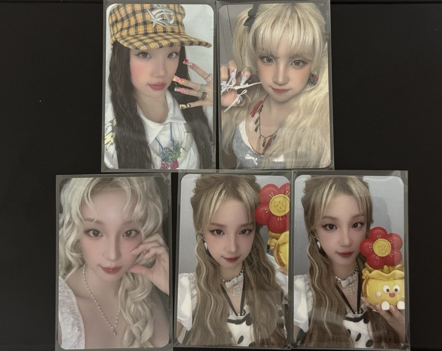 Yuqi solo一些美卡💐中文卡背