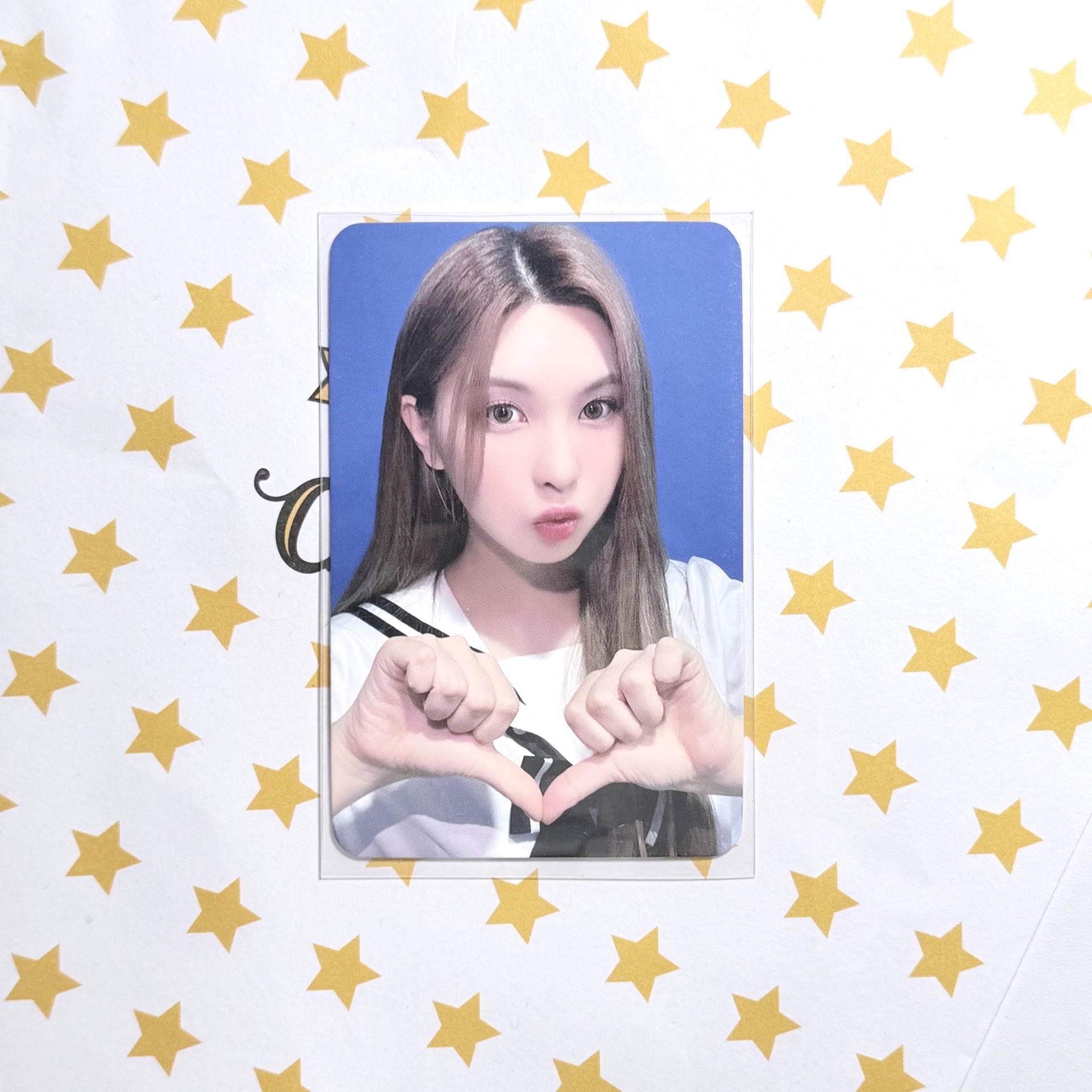 🍥水手服比心裴