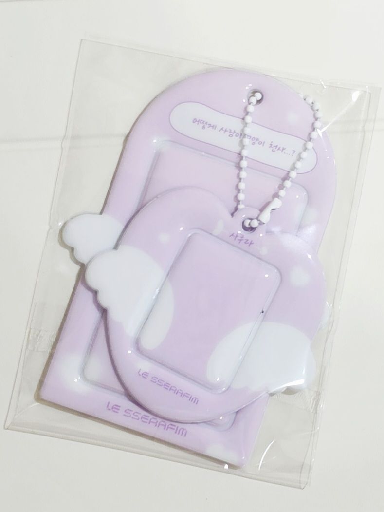 D社雜誌櫻A版+年曆固配小卡